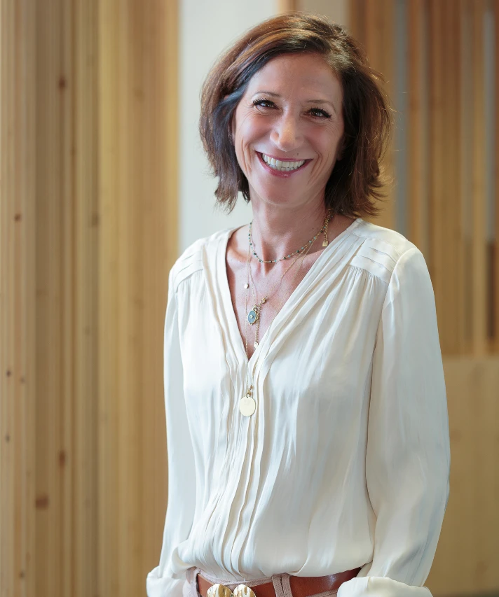 Portrait de Céline Sylvain, notaire associée chez Entreligne à Lyon