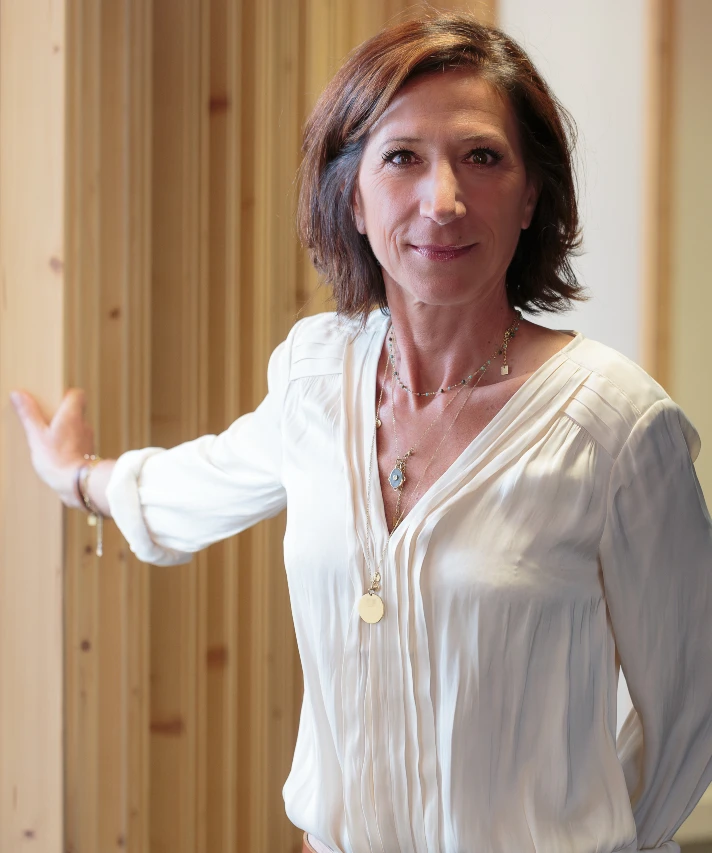 Portrait de Céline Sylvain, notaire associée chez Entreligne à Lyon